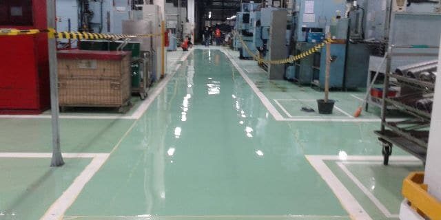 Kelebihan yang Dihadirkan oleh Epoxy Lantai untuk Lantai Industri